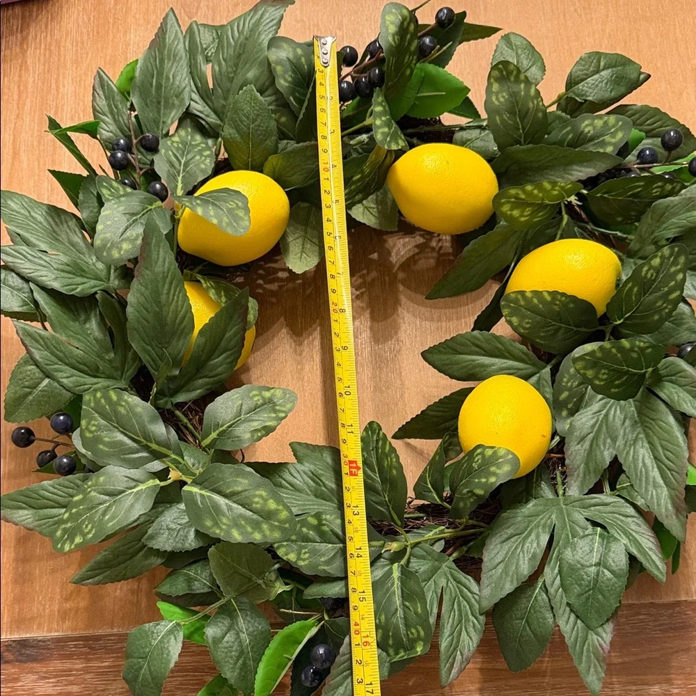 Lemon and Green Leaf Holiday Wreath